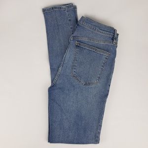 High-Rise Long and Lean Jeggings in Paradise Beach